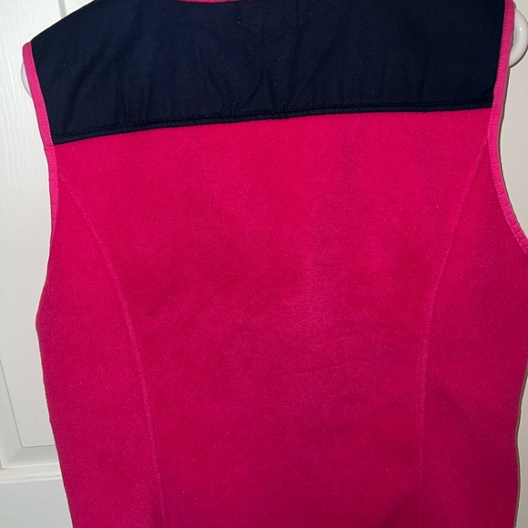 Women’s Vineyard Vines Vest size Large - Picture 3 of 5